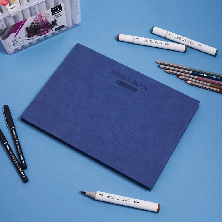 Скетчбук для маркеров Малевичъ А4 40 л 220 л, двусторонняя бумага, горизонтальный, синий 606x758